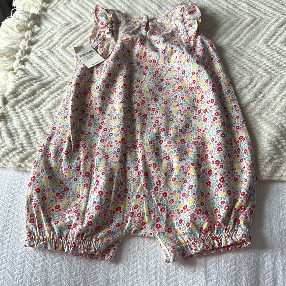Baby Gap Floral Romper NWT 6-12 Months